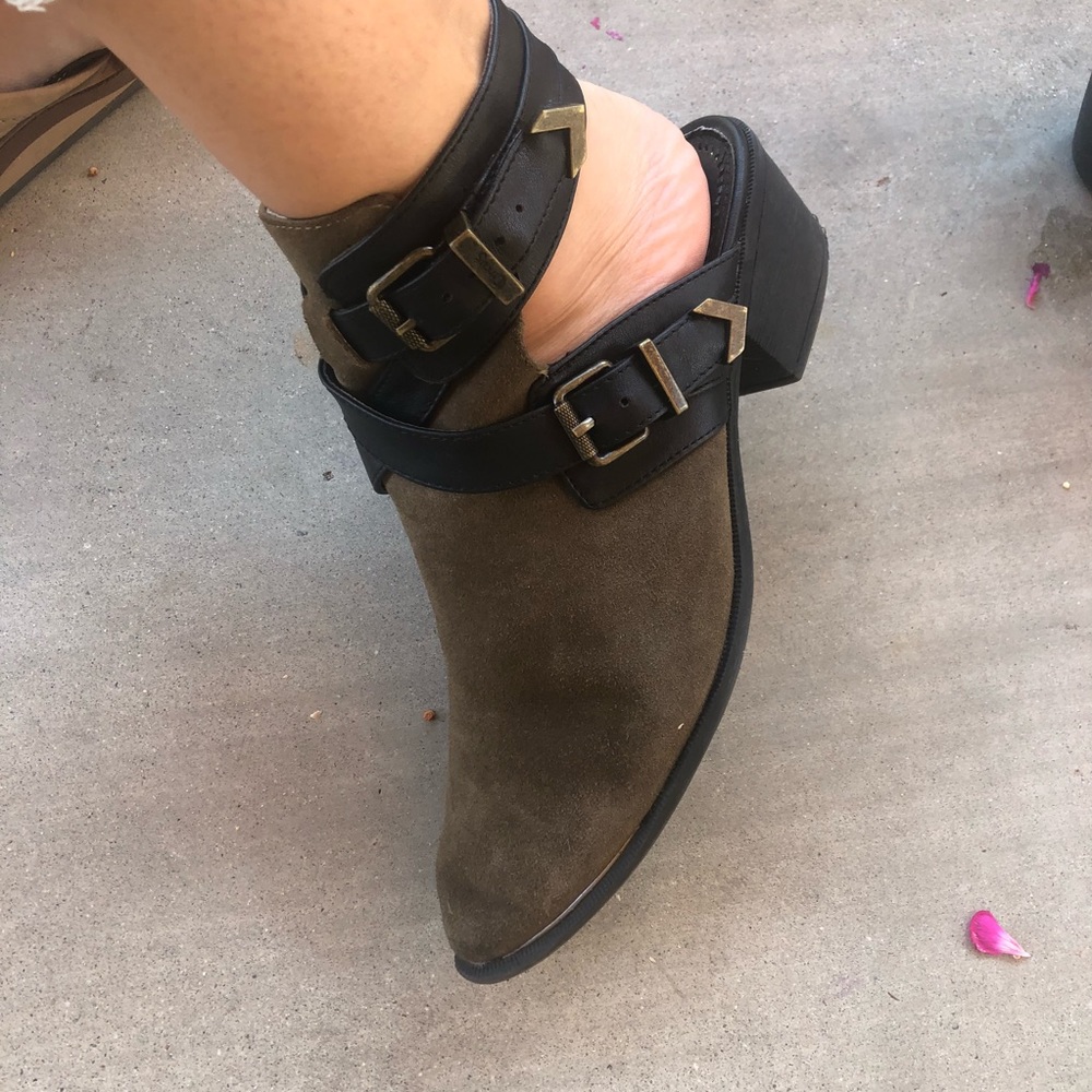 Super Cute Booties- Sam Edelman Circus